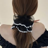Women's Casual Elegant Solid Color Cloth Artificial Pearls Large Intestine Hair Ring sku image 1
