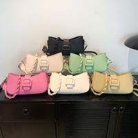 Femmes Faux Cuir Couleur Unie Élégant Fermeture Éclair Sac D'Épaule main image 1