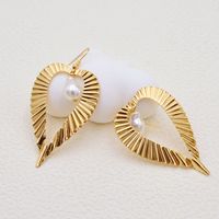 1 Pair Exaggerated Sweet Solid Color Plating Hollow Out Inlay Stainless Steel Pearl Gold Plated Drop Earrings main image 5