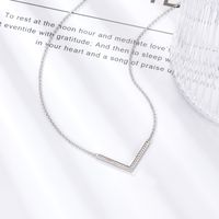 Sterling Silver White Gold Plated Simple Style Shiny V Shape Inlay Zircon Necklace main image 1