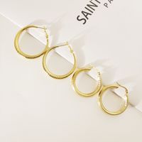 1 Pair Simple Style Round 304 Stainless Steel Gold Plated Earrings main image 1