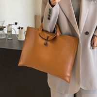Women's Medium Pu Leather Solid Color Vintage Style Flip Cover Tote Bag sku image 5