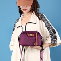 Women's Medium Nylon Solid Color Basic Zipper Dome Bag main image 3