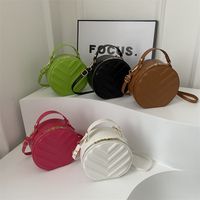Women's Small Pu Leather Solid Color Basic Zipper Handbag main image 1