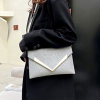 Women's Medium Pu Leather Solid Color Elegant Magnetic Buckle Envelope Bag main image 4