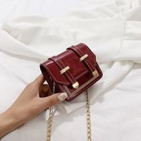 Women's Mini Pu Leather Solid Color Classic Style Magnetic Buckle Crossbody Bag main image 3