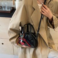 Women's Medium Pu Leather Heart Shape Streetwear Semicircle Zipper Dome Bag main image 2