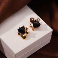 1 Pair Vacation Simple Style Heart Shape Flower Inlay Copper Lapis Lazuli Obsidian 18K Gold Plated Ear Studs main image 3