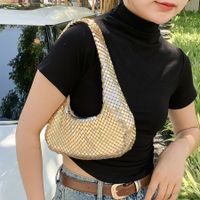 Women's Small Special Material Solid Color Streetwear Zipper Underarm Bag main image 5