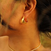 1 Paar Einfacher Stil Einfarbig Krause Messing Vergoldet Ohrringe main image 5