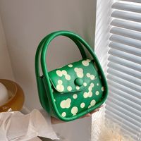 Women's Small Pu Leather Round Dots Streetwear Magnetic Buckle Handbag Crossbody Bag sku image 2