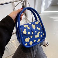 Women's Small Pu Leather Round Dots Streetwear Magnetic Buckle Handbag Crossbody Bag sku image 3