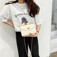 Women's Large Pu Leather Solid Color Lingge Streetwear Square Lock Clasp Crossbody Bag main image 4