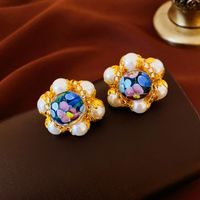 1 Pair Vintage Style Flower Imitation Pearl Alloy Glass Ear Studs main image 6