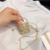 Women's Geometric Solid Color Pu Leather Lock Clasp Coin Purses main image 8