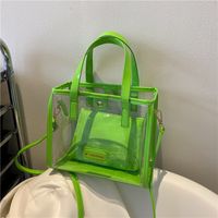 Women's Medium Pu Leather Solid Color Basic Magnetic Buckle Handbag main image 1