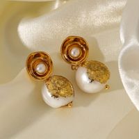 1 Paar Elegant Retro Irregulär Perle Süßwasserperle Kupfer Naturstein 18 Karat Vergoldet Tropfenohrringe main image 3