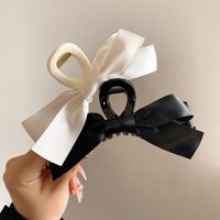 Women's Sweet Bow Knot Resin Hair Claws main image 1