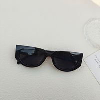 IG-Stil Strassenmode Einfarbig Pc Harz Speziell Geformter Spiegel Vollbild Sonnenbrille Der Frauen sku image 8