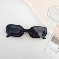 Estilo IG Retro Estilo De Moda Color Sólido Ordenador Personal Resina Marco Ovalado Fotograma Completo Gafas De Sol Mujer sku image 8