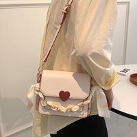 Women's Small Pu Leather Heart Shape Streetwear Magnetic Buckle Crossbody Bag main image 8