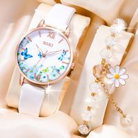 Casual Flower Butterfly Buckle Quartz Women's Watches main image 1