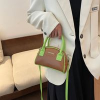 Women's Pu Leather Color Block Streetwear Sewing Thread Zipper Handbag main image 3