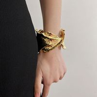 Hip-Hop Exaggerated Oversized Solid Color Alloy Irregular Plating Gold Plated Silver Plated Women's Bangle main image 3