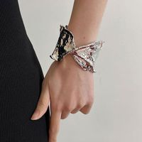 Hip-Hop Exaggerated Oversized Solid Color Alloy Irregular Plating Gold Plated Silver Plated Women's Bangle main image 1