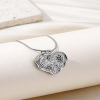 Stainless Steel Simple Style Heart Shape Solid Color Charm Pendant Necklace main image 4