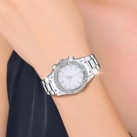 Casual Geometric Buckle Quartz Women's Watches main image 8