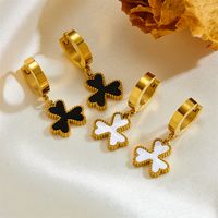 1 Pair Elegant Vintage Style Shamrock Plating Titanium Steel Acrylic 18K Gold Plated Drop Earrings main image 8