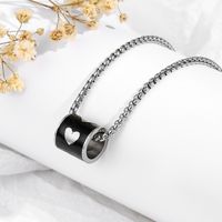 304 Stainless Steel Preppy Style Simple Style Asymmetrical Heart Shape Pendant Necklace main image 3