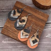 1 Pair Casual Simple Style Classic Style Color Block Printing Pu Leather Drop Earrings main image 1