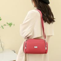 Women's Medium Nylon Solid Color Basic Zipper Shoulder Bag main image 4