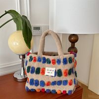 Mujeres Medio Felpa Bloque De Color Lindo Hebilla Magnética Bolso Cubo sku image 4