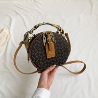 Women's Small Pu Leather Geometric Vintage Style Round Zipper Messenger Bag sku image 9
