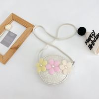 Girl'S Small Pu Leather Flower Cute Round Zipper Shoulder Bag sku image 1