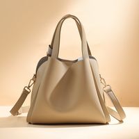 Women's Medium Pu Leather Solid Color Classic Style Magnetic Buckle Bucket Bag sku image 4