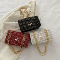 Women's Woolen Solid Color Classic Style Flip Cover Crossbody Bag main image 1