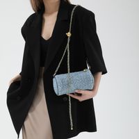 Women's Cloth Solid Color Streetwear Sewing Thread Chain Zipper Crossbody Bag main image 3