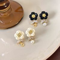 1 Pair Simple Style Classic Style Flower Plating Inlay Copper Zircon Gold Plated Drop Earrings main image 1