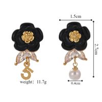 1 Paire Style Simple Style Classique Fleur Placage Incruster Le Cuivre Zircon Plaqué Or Boucles D'oreilles main image 2