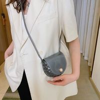 Women's Mini PVC Solid Color Basic Magnetic Buckle Shoulder Bag main image 2
