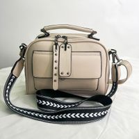 Women's Medium Pu Leather Solid Color Classic Style Square Zipper Saddle Bag main image 3