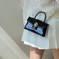 Women's Medium Pu Leather Solid Color Classic Style Flip Cover Handbag main image 4