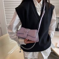 Women's Small Pu Leather Solid Color Vintage Style Magnetic Buckle Shoulder Bag main image 5