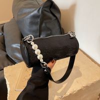 Women's Pu Leather Solid Color Classic Style Sequins Zipper Shoulder Bag main image 3