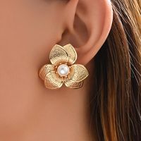 1 Paire Élégant À La Française Fleur Le Fer Boucles D'Oreilles main image 3