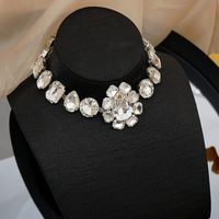 Le Cuivre Élégant Glamour Géométrique Zircon Collier Ras De Cou main image 1